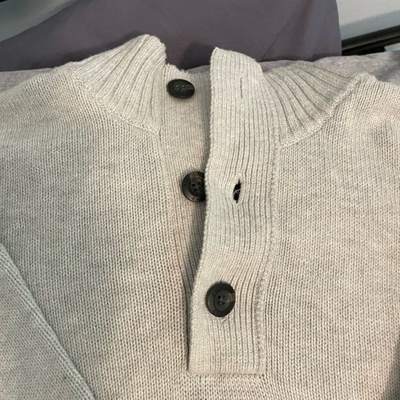 Mens American Eagle 1/4 button sweater - Picture 2 of 3